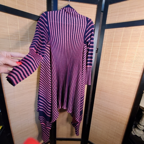 Twiggy London Cardigan - Picture 4 of 7